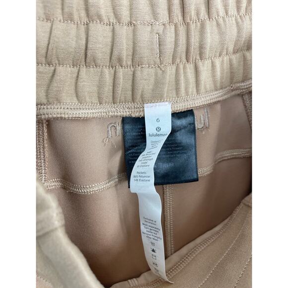 Lululemon Soft Ambitions High Rise Crop
Beech Wood Size 6 - Picture 11 of 12